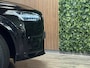 Volvo XC90 T8 AWD Recharge R-Design | Trekhaak | 360° Camera | Schuifdak | Harman Kardon | Adaptieve Cruise Control | Standkachel met Volvo On Call App | Stoelverwarming voor+achter | Stuurwielverwarming | 20 Inch | Pilot Assist | BLIS Dode Hoek Detectie | Lederen bekleding | Zitting verlenging voorstoelen | Keyless Drive | Parkeersensoren voor+achter | Privacy Glass | Elektrisch bedienbare achterklep | Draadloos telefoon opladen | DAB Radio | Apple Carplay/Android Auto | Volvo On Call met mobiele App functie | Onyx Black Metallic |