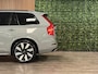 Volvo XC90 T8 AWD Recharge Ultra Dark | Vol! | Bowers & Wilkins | Luchtvering | Stoelventilatie | Trekhaak | 360 Camera | Head-Up Display | Stoelmassage | 455pk | Adaptieve Cruise Control | Stoelverwarming voor+achter | Stuurwielverwarming | Schuifdak | 21 Inch | Full LED Meesturende koplampen | Pilot Assist | BLIS Dode Hoek Detectie | Alcantara hemelbekleding | Lederen handgrepen en zonnekleppen | Elektrische voorstoelen geheugen | Nappa Lederen bekleding | Zitting verlenging voorstoelen | Lederen Dashboard | Google Infotainment | Keyless Drive | Parkeersensoren voor+achter | Privacy Glass | Elektrisch bedienbare achterklep | Geïntegreerde zongordijnen achterportieren | Geïntegreerd kinderzitje achterin | Verlichte instaplijsten | 7-Persoons | 4-Zone Climate Control | DAB Radio | Apple Carplay/Android Auto | Alarm Klasse III | Draadloos telefoon opladen | Volvo On Call met mobiele App functie | Vapour Grey Metallic |