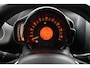 Toyota Aygo 1.0 VVT-i x-play | Parkeercamera | Airco | Navigatie |