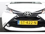 Toyota Aygo 1.0 VVT-i x-play | Parkeercamera | Airco | Navigatie |