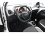 Toyota Aygo 1.0 VVT-i x-play | Parkeercamera | Airco | Navigatie |