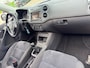 Volkswagen Tiguan 1.4 TSI Sport&Style van 2de Eig met elec panoramadak en parkeersensoren en trekhaak en navigatie en bluetooth