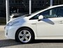 Toyota Prius 1.8 Full Hybrid Executive | Leer, Navigatie, Head up display, Stoelverwarming, Adaptive cruise control