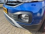 Volkswagen T-Cross 1.0 TSI 110pk Life Automaat / Trekhaak / Navi via Apple/Android / Park sensoren voor/achter Hoge instap en zit