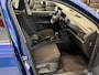 Volkswagen T-Cross 1.0 TSI 110pk Life Automaat / Trekhaak / Navi via Apple/Android / Park sensoren voor/achter Hoge instap en zit