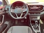 Volkswagen T-Cross 1.0 TSI 110pk Life Automaat / Trekhaak / Navi via Apple/Android / Park sensoren voor/achter Hoge instap en zit