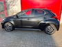 Toyota Yaris 1.5 Hybrid Dynamic Automaat / Trekhaak / Stoelverw. / Apple - Android Navi / LM / 4 seiz. banden / Hoge instap en zit