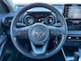 Toyota Yaris 1.5 Hybrid Dynamic Automaat / Trekhaak / Stoelverw. / Apple - Android Navi / LM / 4 seiz. banden / Hoge instap en zit