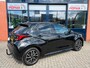 Toyota Yaris 1.5 Hybrid Dynamic Automaat / Trekhaak / Stoelverw. / Apple - Android Navi / LM / 4 seiz. banden / Hoge instap en zit