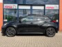 Toyota Yaris 1.5 Hybrid Dynamic Automaat / Trekhaak / Stoelverw. / Apple - Android Navi / LM / 4 seiz. banden / Hoge instap en zit