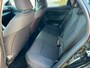 Toyota Yaris 1.5 Hybrid Dynamic Automaat / Trekhaak / Stoelverw. / Apple - Android Navi / LM / 4 seiz. banden / Hoge instap en zit
