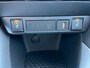 Toyota Yaris 1.5 Hybrid Dynamic Automaat / Trekhaak / Stoelverw. / Apple - Android Navi / LM / 4 seiz. banden / Hoge instap en zit