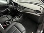Opel Grandland X 1.6 Hybrid 225pk Automaat | Vol lederen bekleding | Stoelverwarming/Ventilatie | Clima | Cruise | LM Velgen | Privacy glas | RIJKLAARPRIJS INCL 12 MAANDEN GARANTIE EN BEURT