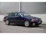 BMW 3-Serie Touring 328i Executive | 200.000KM | Gedocumenteerd | Leer | Climate Control | Style 32