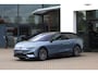 Volkswagen ID.7 Tourer Pro S Limited Edition 86 kWh 286PK / 210kW, LED Matrix IQ.Light, warmtepomp, panoramadak, 360° rondomzicht camera, voorstoelen verwarm- en ventileerbaar met massagefunctie, Apple Carplay & Android Auto, head-up display, Keyless Entry & Go, dodehoekdetectie (Side Assist), verwarmbare achterbank, adaptive cruise control met Stop & Go, dynamische grootlichtassistent (Dynamic Light Assist), verwarmbare voorruit, 20'' LMV 'Trondheim'