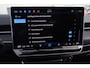 Volkswagen ID.7 Tourer Pro S Limited Edition 86 kWh 286PK / 210kW, LED Matrix IQ.Light, warmtepomp, panoramadak, 360° rondomzicht camera, voorstoelen verwarm- en ventileerbaar met massagefunctie, Apple Carplay & Android Auto, head-up display, Keyless Entry & Go, dodehoekdetectie (Side Assist), verwarmbare achterbank, adaptive cruise control met Stop & Go, dynamische grootlichtassistent (Dynamic Light Assist), verwarmbare voorruit, 20'' LMV 'Trondheim'