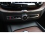 Volvo XC60 2.0 T8 Twin Engine AWD Inscription / NL Auto! / Full option! / Trekhaak / Panoramadak / 360Camera / Head-up / Luxe Leder / Keyless / 20'' / Bowrs&Wilkens / Stuur+Stoelverwarming / Stoelventilatie / Dodehoek / DAB / ACC