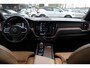 Volvo XC60 2.0 T8 Twin Engine AWD Inscription / NL Auto! / Full option! / Trekhaak / Panoramadak / 360Camera / Head-up / Luxe Leder / Keyless / 20'' / Bowrs&Wilkens / Stuur+Stoelverwarming / Stoelventilatie / Dodehoek / DAB / ACC