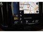 Volvo XC60 2.0 T8 Twin Engine AWD Inscription / NL Auto! / Full option! / Trekhaak / Panoramadak / 360Camera / Head-up / Luxe Leder / Keyless / 20'' / Bowrs&Wilkens / Stuur+Stoelverwarming / Stoelventilatie / Dodehoek / DAB / ACC