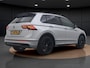 Volkswagen Tiguan 1.5 TSI R-Line | Black Style | Carplay | Elek. Achterklep | IQ Light | ACC | 19"|