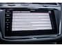 Volkswagen Tiguan 1.5 TSI R-Line Business+ | Cruise control adaptief met Stop&Go | Elektrisch glazen panorama-dak | Lichtmetalen velgen 19"
