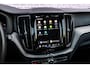 Volvo XC60 Plug-in Hybrid T6 AWD Plus Dark | Long Range | Google Maps navigatie | Panoramadak | Adaptive cruise control | Stoel- en stuurverwarming | Standkachel | Dode hoek detectie BLIS | Apple Carplay / Android Auto | 20 inch velgen | Verwarmbare achterbank |
