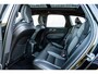 Volvo XC60 Plug-in Hybrid T6 AWD Plus Dark | Long Range | Google Maps navigatie | Panoramadak | Adaptive cruise control | Stoel- en stuurverwarming | Standkachel | Dode hoek detectie BLIS | Apple Carplay / Android Auto | 20 inch velgen | Verwarmbare achterbank |