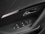 Peugeot 2008 1.2 Hybrid 136 pk Automaat Allure | DEMO ! | Navigatie | Apple Carplay/Android Auto | Climate Control | Dab | Led | Parkeer sensoren | Cruise Control | Stoelverwarming