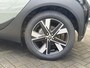 Toyota Aygo X 1.5 Hybrid Pulse Plus | Tarragon, Bi-Tone, Stoelverwarming, Climate control, Startknop, LED, 17 inch