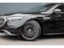 Mercedes-Benz E-klasse Estate 300 e AMG Line | Distronic | Trekhaak | Burmester | Stoelventilatie | Panoramadak | Digital Light | Surround Camera | Keyless Go | Zonnerollo's |