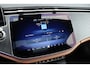 Mercedes-Benz E-klasse Estate 300 e AMG Line | Distronic | Trekhaak | Burmester | Stoelventilatie | Panoramadak | Digital Light | Surround Camera | Keyless Go | Zonnerollo's |