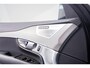 Volvo XC90 2.0 T8 Recharge AWD R-Design Panoramadak - Trekhaak - B&W - Luchtvering - Head up - achterbank verwarmd - Visual Park Assist - Parkeerverwarming met timer - Verwarmbaar stuurwiel -