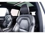 Volvo XC90 2.0 T8 Recharge AWD R-Design Panoramadak - Trekhaak - B&W - Luchtvering - Head up - achterbank verwarmd - Visual Park Assist - Parkeerverwarming met timer - Verwarmbaar stuurwiel -
