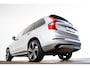 Volvo XC90 2.0 T8 Recharge AWD R-Design Panoramadak - Trekhaak - B&W - Luchtvering - Head up - achterbank verwarmd - Visual Park Assist - Parkeerverwarming met timer - Verwarmbaar stuurwiel -