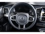 Volvo XC90 2.0 T8 Recharge AWD R-Design Panoramadak - Trekhaak - B&W - Luchtvering - Head up - achterbank verwarmd - Visual Park Assist - Parkeerverwarming met timer - Verwarmbaar stuurwiel -