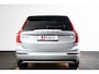 Volvo XC90 2.0 T8 Recharge AWD R-Design Panoramadak - Trekhaak - B&W - Luchtvering - Head up - achterbank verwarmd - Visual Park Assist - Parkeerverwarming met timer - Verwarmbaar stuurwiel -