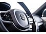 Volvo XC90 2.0 T8 Recharge AWD R-Design Panoramadak - Trekhaak - B&W - Luchtvering - Head up - achterbank verwarmd - Visual Park Assist - Parkeerverwarming met timer - Verwarmbaar stuurwiel -