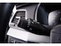 Volvo XC90 2.0 T8 Recharge AWD R-Design Panoramadak - Trekhaak - B&W - Luchtvering - Head up - achterbank verwarmd - Visual Park Assist - Parkeerverwarming met timer - Verwarmbaar stuurwiel -