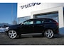 Volvo XC60 2.0 T5 R-Design | WINTER LINE | XENON | TREKHAAK | LEDER | STOELVERWARMING | 20" velgen | Bi- Xenon koplampen | Dealer onderhouden |