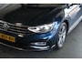 Volkswagen Passat Variant 1.5 TSI R-Line 1e eigenaar | Trekhaak | Virtual Cockpit | Alcantara | Keyless | Stoelverw. | 17" LMV | PDC V+A