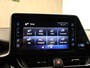 Toyota C-HR 1.2 Executive - ORIGINEEL NEDERLANDSE AUTO - NAVIGATIE - ADAPTIEVE CRUISE CONTROL - STOELVERWARMING VOORZIJDE - CLIMATE CONTROL - EXTRA GETINT GLAS - PARKEERSENSOREN VOOR + ACHTER - ELEKTRISCHE RAMEN/SPIEGELS - KEYLESS ENTRY