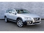 Volvo XC70 D4 FWD Inscription Edition | Unieke Auto - Dealer Onderhouden | Navigatie | Schuif-/Kanteldak | Lederen Bekleding | Elek. Stoelen | Memory | Park Assist | Adaptieve Cruise Control | Stoelverwarming | Elek. Achterklep | Volvo On Call | 18" LM