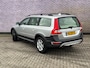 Volvo XC70 D4 FWD Inscription Edition | Unieke Auto - Dealer Onderhouden | Navigatie | Schuif-/Kanteldak | Lederen Bekleding | Elek. Stoelen | Memory | Park Assist | Adaptieve Cruise Control | Stoelverwarming | Elek. Achterklep | Volvo On Call | 18" LM