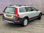 Volvo XC70 D4 FWD Inscription Edition | Unieke Auto - Dealer Onderhouden | Navigatie | Schuif-/Kanteldak | Lederen Bekleding | Elek. Stoelen | Memory | Park Assist | Adaptieve Cruise Control | Stoelverwarming | Elek. Achterklep | Volvo On Call | 18" LM
