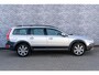 Volvo XC70 D4 FWD Inscription Edition | Unieke Auto - Dealer Onderhouden | Navigatie | Schuif-/Kanteldak | Lederen Bekleding | Elek. Stoelen | Memory | Park Assist | Adaptieve Cruise Control | Stoelverwarming | Elek. Achterklep | Volvo On Call | 18" LM
