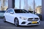 Mercedes-Benz A-klasse 200 Business Solution AMG Wide screen Trekhaak Camera Carplay