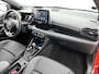 Toyota Yaris 1.5 Hybrid Launch Edition Limited | Head-Up Display | Stoelverwarming | Lederen bekleding | Draadloze telefoonlader | Achteruitrijcamera | Climate Control | Navigatie | Apple CarPlay/Android Auto |