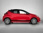 Toyota Yaris 1.5 Hybrid Launch Edition Limited | Head-Up Display | Stoelverwarming | Lederen bekleding | Draadloze telefoonlader | Achteruitrijcamera | Climate Control | Navigatie | Apple CarPlay/Android Auto |