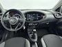 Toyota Aygo X 1.0 VVT-i MT first | Stoelverwarming | Parkeercamera | Apple Carplay / Android Auto |