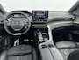Peugeot 5008 SUV 1.2 130 pk Automaat GT | Lederbekleding | Massage /Elektrisch stoelen | Camera | Stoelverwarming | Schuif/kanteldak | Navigatie | Apple Carplay | Elektrische Achterklep